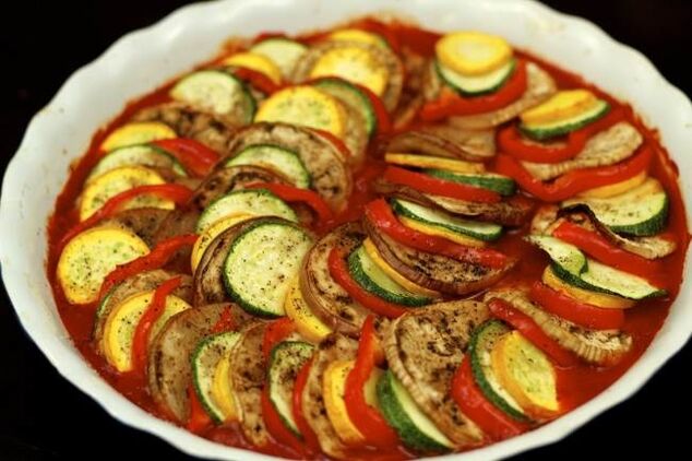 Preparazione della ratatouille per la dieta Dukan