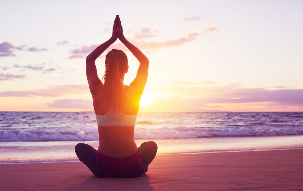 Esercizi con elementi di yoga per dimagrire